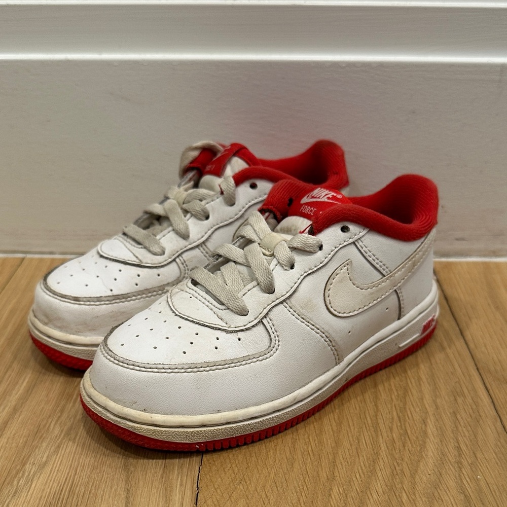 Nike Kids Air Force 1 White and Red Sneakers